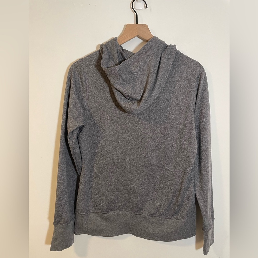 UW Whitewater Warhawks Under Armour Gray Hoodie Sweatshirt Small Lightweight WI - Picture 4 of 8